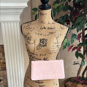 Elegant Pink Croc-Embossed Women's Bag